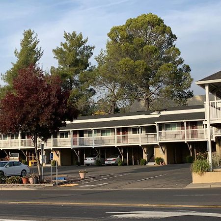 Elmwood Motel Auburn Exterior foto