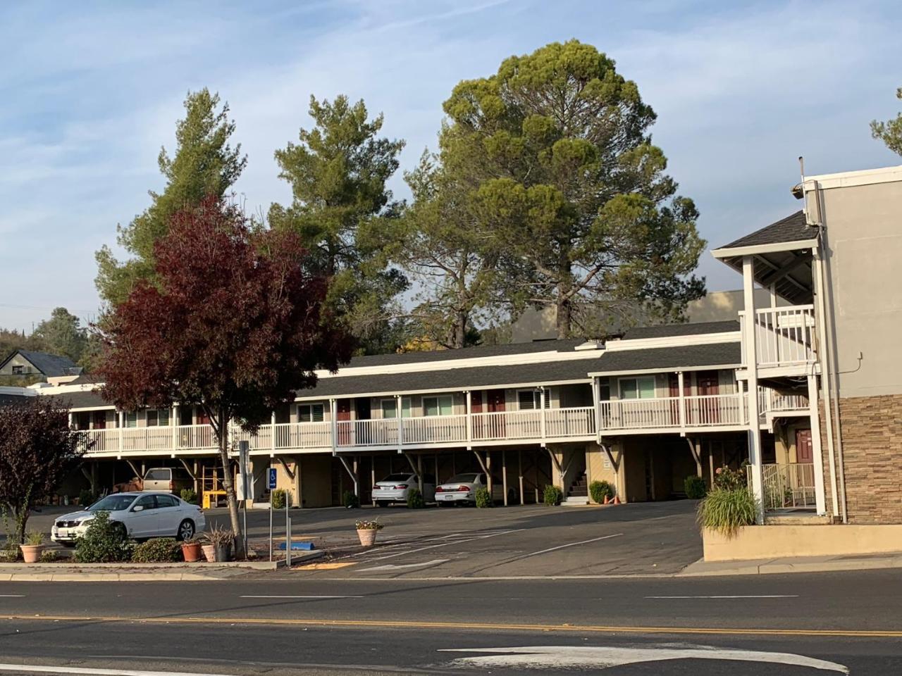 Elmwood Motel Auburn Exterior foto